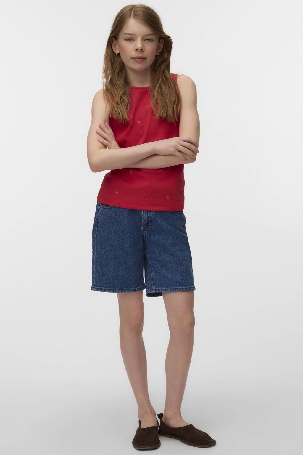 Rode meisjes VERO MODA GIRL mouwloze top met hartjesprint, ronde hals en borduursels