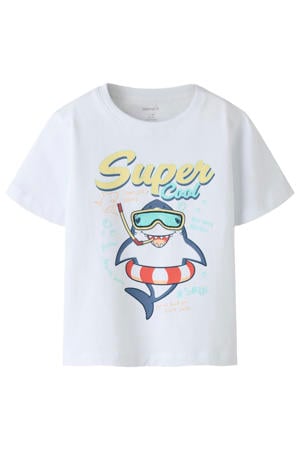 T-shirt wit