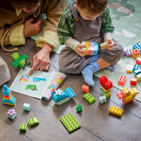 thumbnail: LEGO DUPLO Kleurrijke creatieve doos 10479