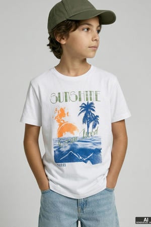 T-shirt wit