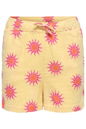 regular casual short geel