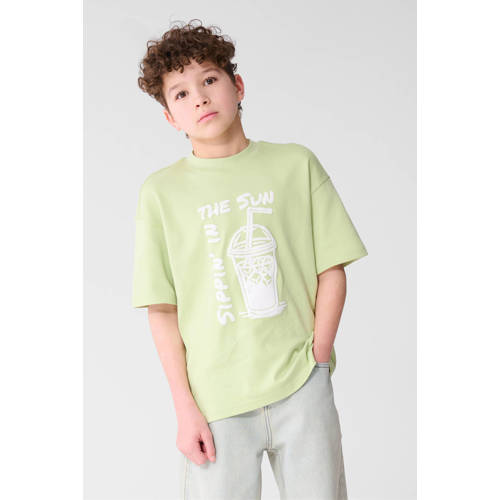 Shoeby T-shirt lichtgroen Jongens Katoen Ronde hals Printopdruk - maat 158/164 afbeelding