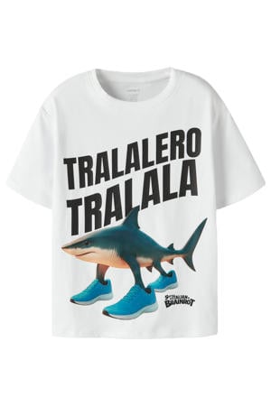T-shirt wit