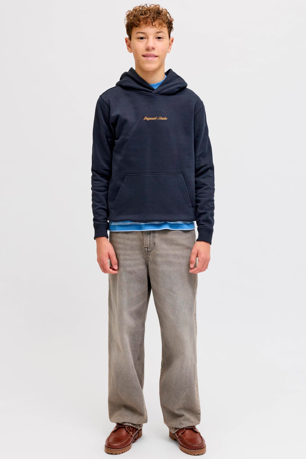Blauwe jongens JACK & JONES JUNIOR hoodie van sweat materiaal met tekst print, lange mouwen en capuchon