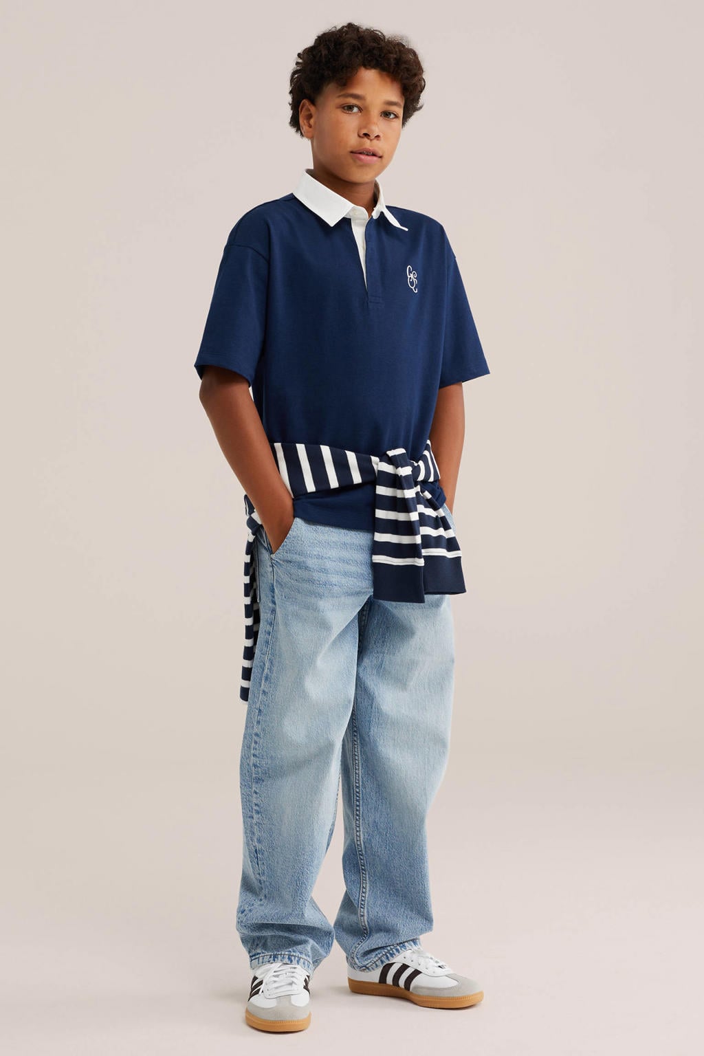 Donkerblauwe jongens WE Fashion polo van katoen met effen, korte mouwen en knoopsluiting