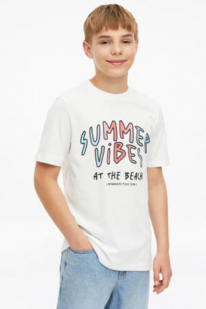 T-shirt wit