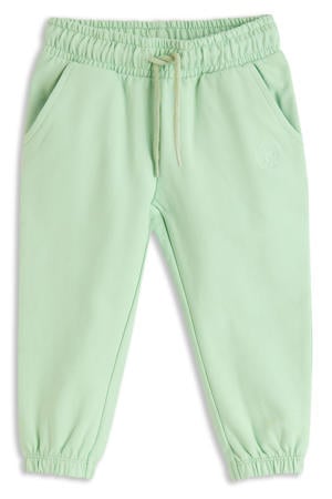 Daniel Pastel green