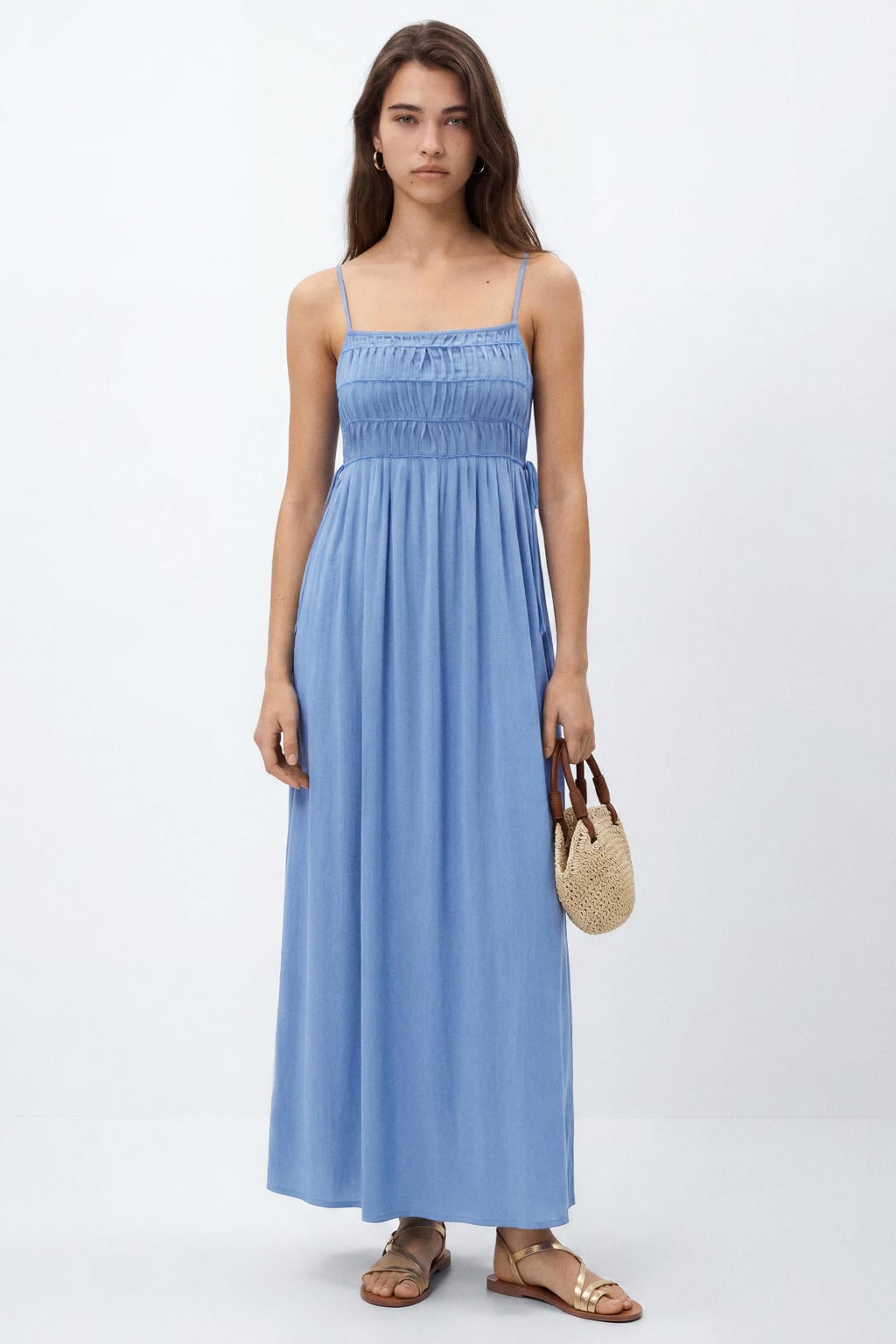 Blauwe meisjes MANGO TEEN maxi jurk van viscose met effen, spaghettibandjes en ronde hals