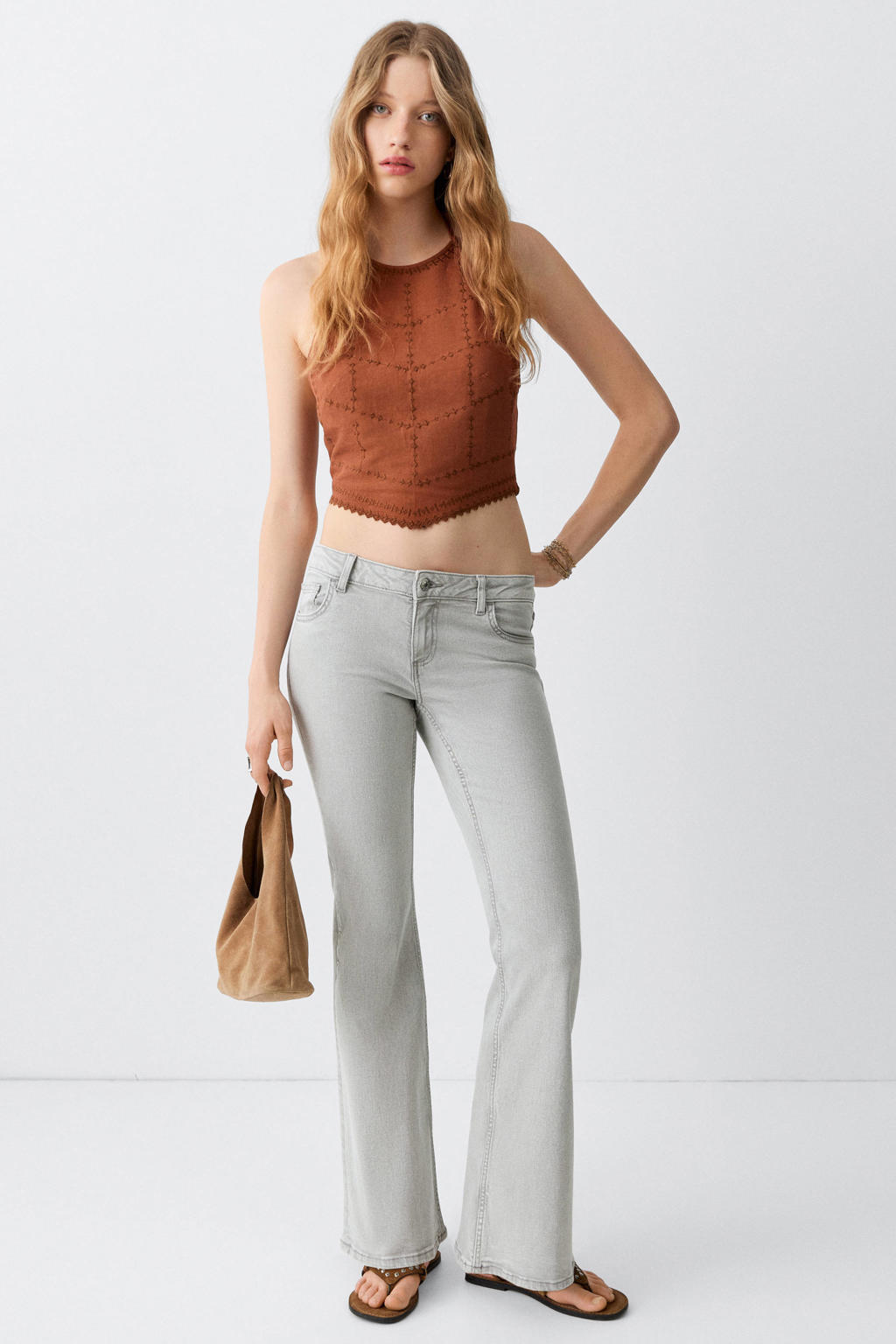 Grey denim meisjes MANGO TEEN low waist flared jeans van denim met rits- en knoopsluiting en effen