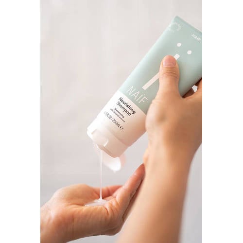 NAÏF Nourishing shampoo 200 ml | Shampoo van