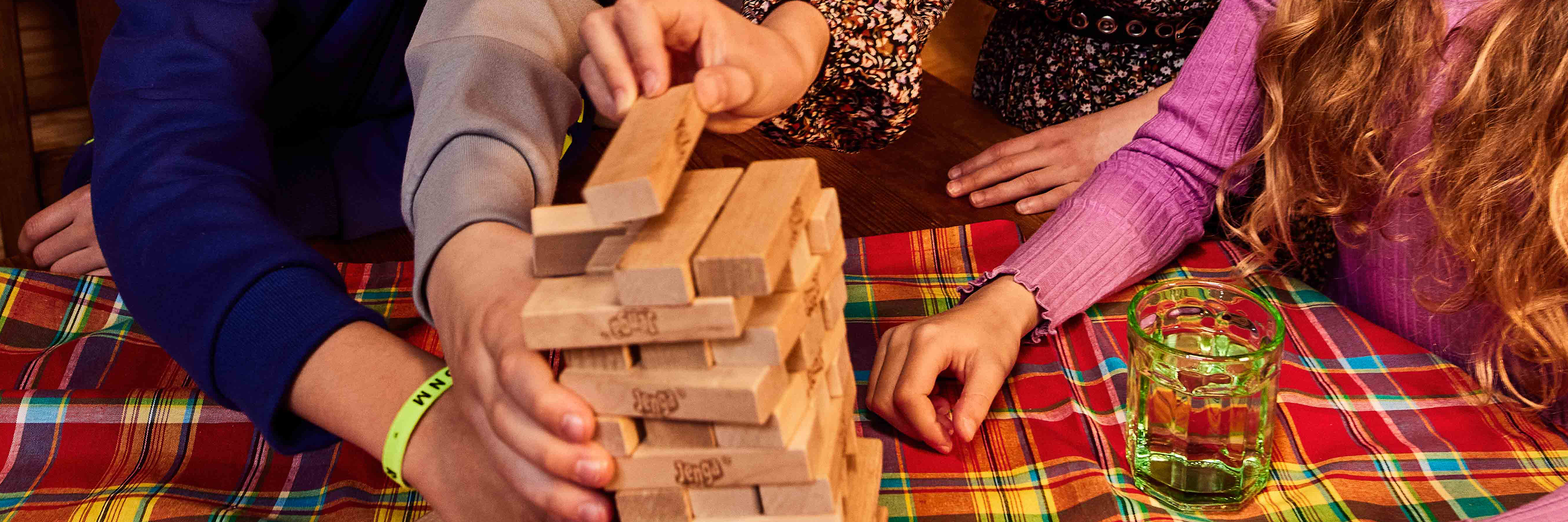 Top Teaser Lite - Inspiratie - 27 - SS23 - De 4 leukste spelletjes voor een gezellige spelletjesmiddag